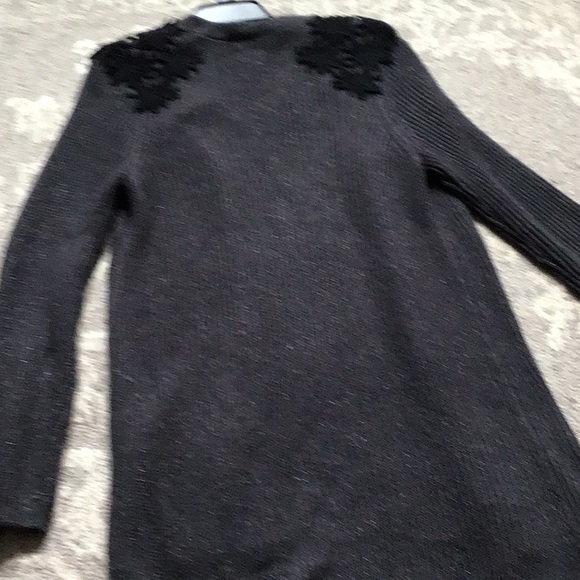 Nic and Zoe charcoal sweater - Picture 2 of 4